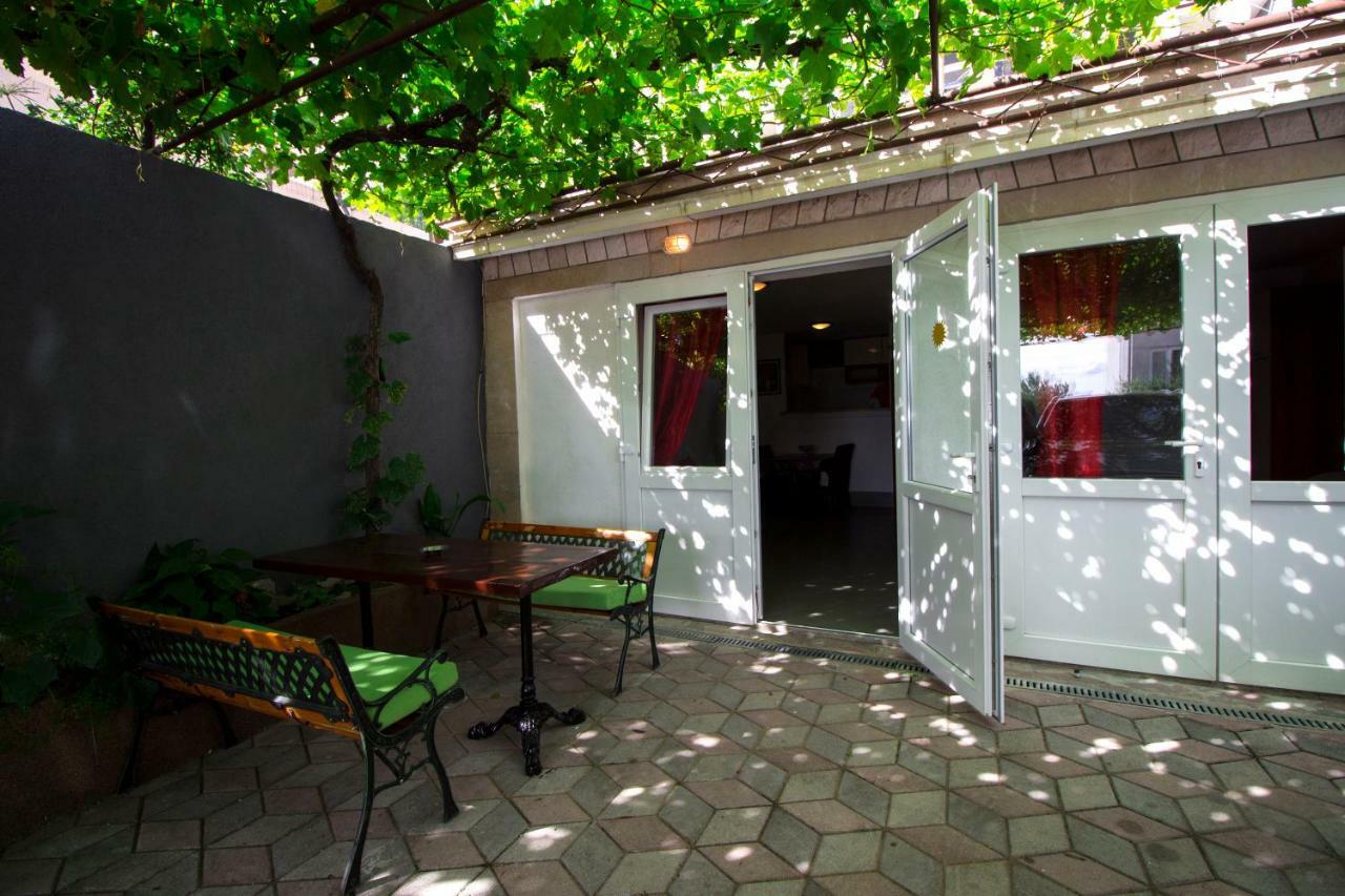 אומיס Mrkonjic Branko & Marija Apartmani מראה חיצוני תמונה