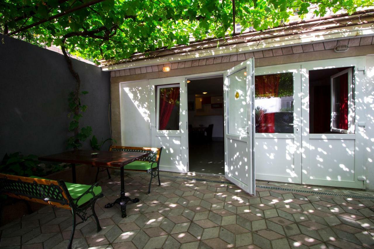 אומיס Mrkonjic Branko & Marija Apartmani מראה חיצוני תמונה