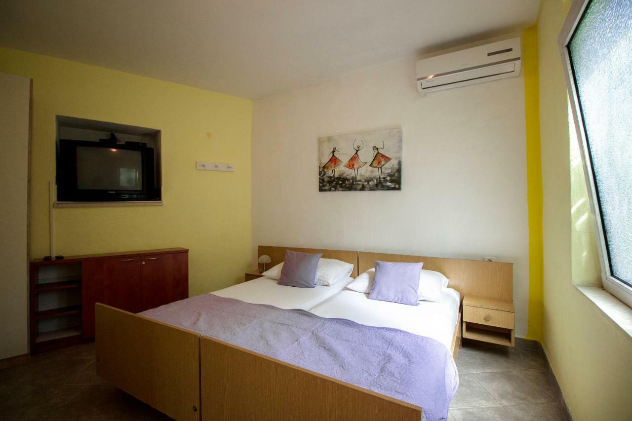 אומיס Mrkonjic Branko & Marija Apartmani מראה חיצוני תמונה