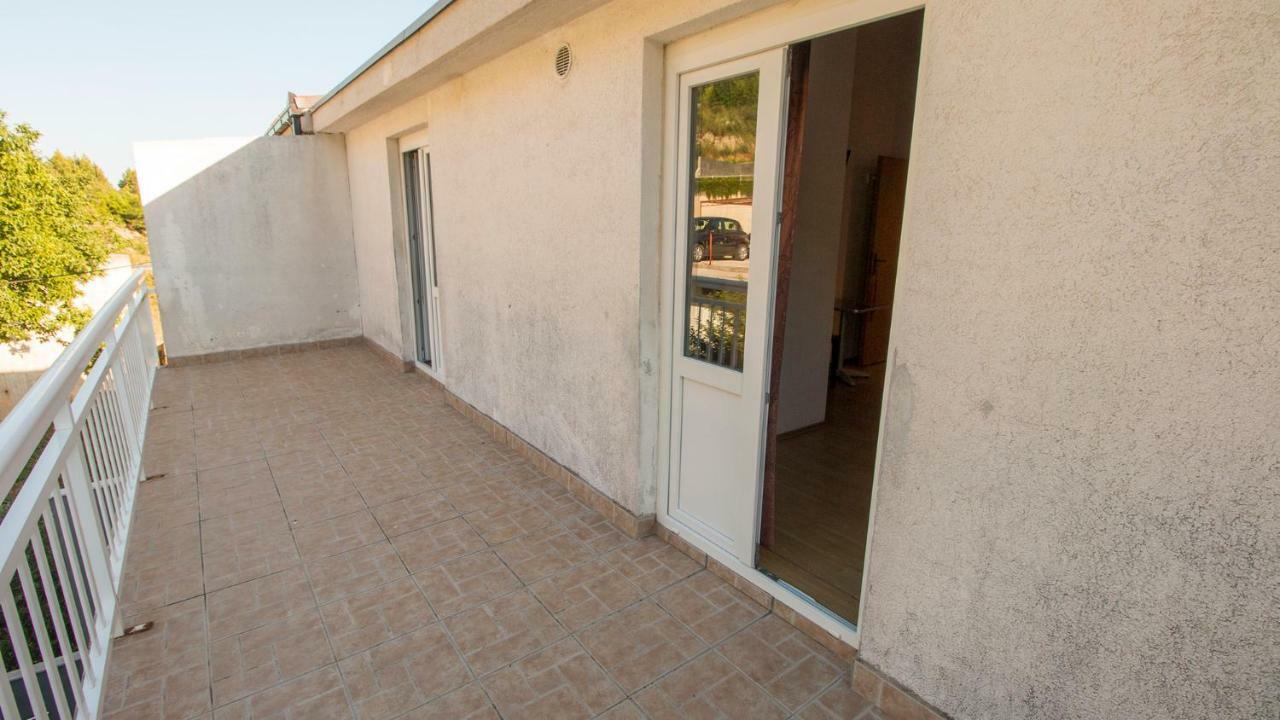 אומיס Mrkonjic Branko & Marija Apartmani מראה חיצוני תמונה
