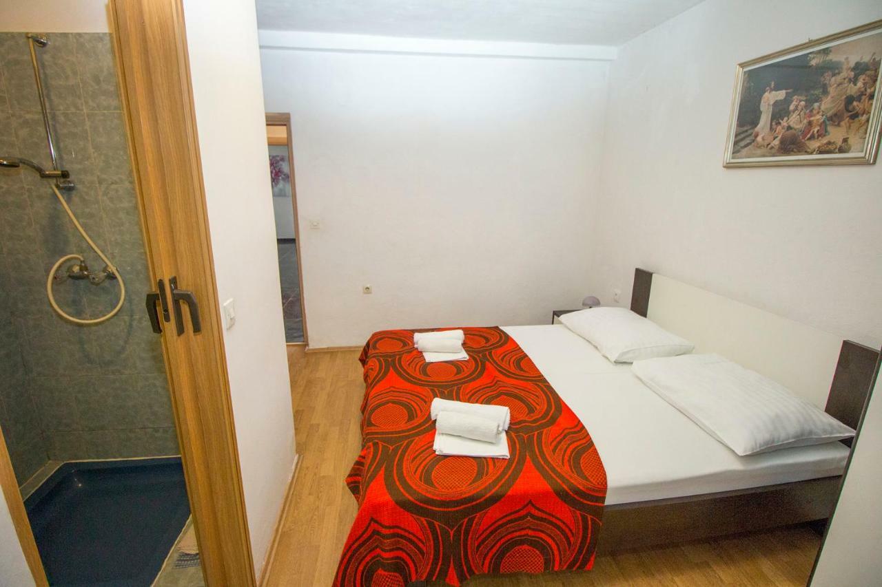 אומיס Mrkonjic Branko & Marija Apartmani מראה חיצוני תמונה