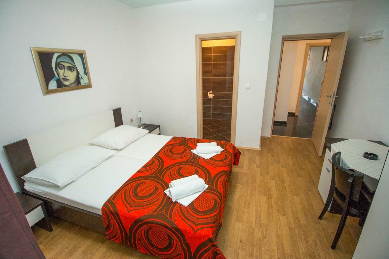 אומיס Mrkonjic Branko & Marija Apartmani מראה חיצוני תמונה