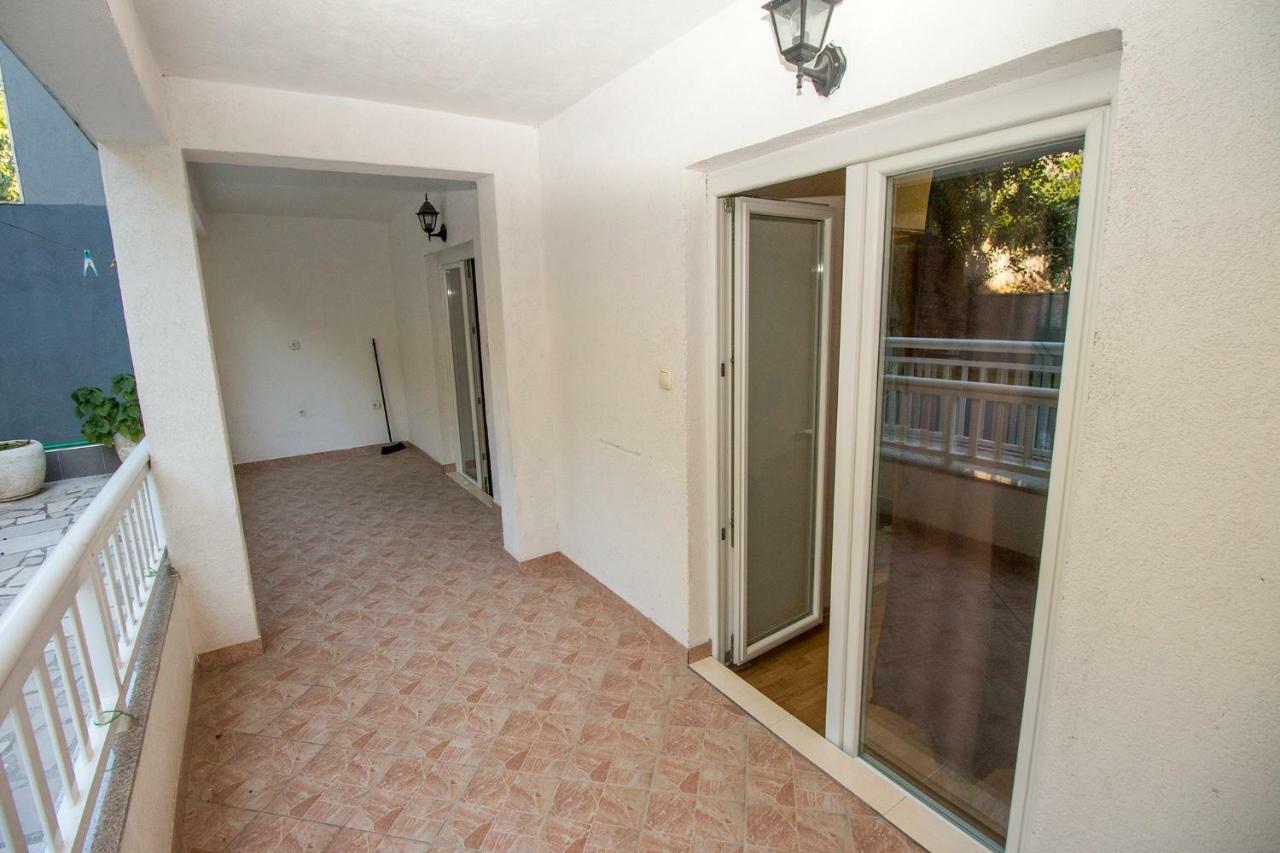 אומיס Mrkonjic Branko & Marija Apartmani מראה חיצוני תמונה